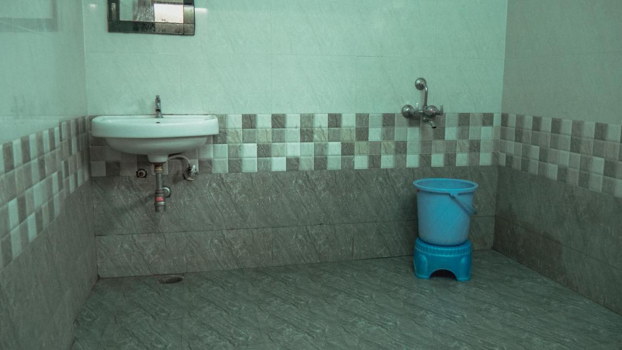 Хостел Tuk Tuk Backpackers Near Railway Station Джапур Экстерьер фото